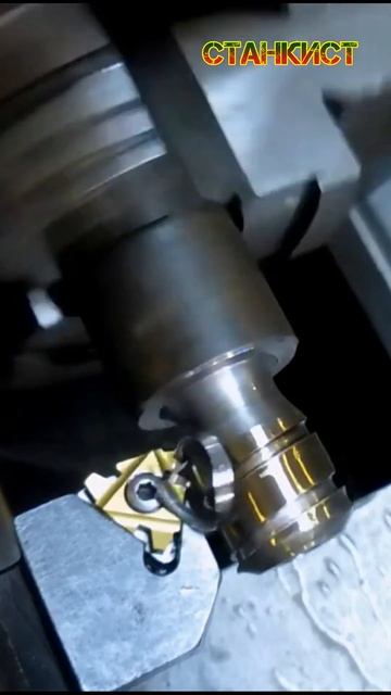 Двухзаходная трапеция резцом с алиэкспресс на станке. смотреть онлайн