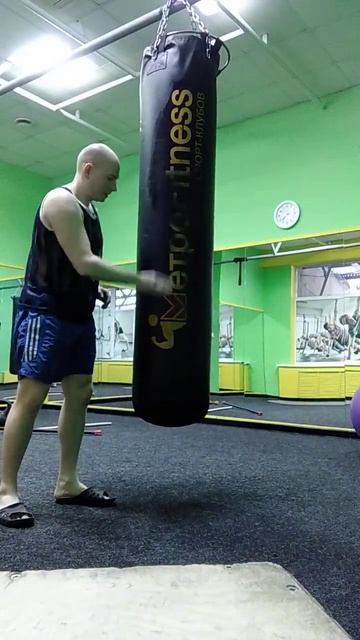 Тайский бокс. Мойка боксерского мешка. Муай тай. Фитне?