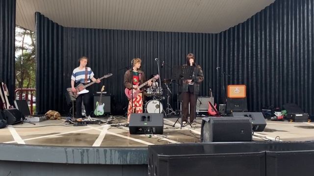 недоверие - отражение (Live at the Männi Park Festival 14/05/2022) смотреть онлайн