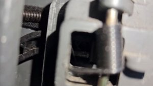 Как открыть бардачок, Если сломалась ручка бардачока?