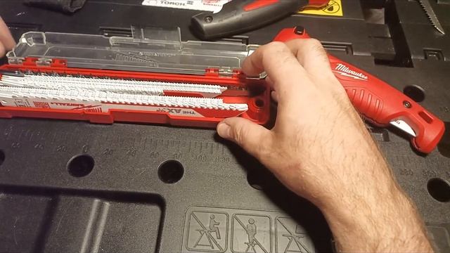 Обзор на РУЧНЫЕ СКЛАДНЫЕ ПИЛЫ MILWAUKEE SAWZALL старого и ново