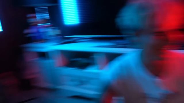 Мы СЫГРАЛИ в КРАСНАЯ ДВЕРЬ, ЖЕЛТАЯ ДВЕРЬ 😱 НИКОГДА НЕ смотреть онлайн