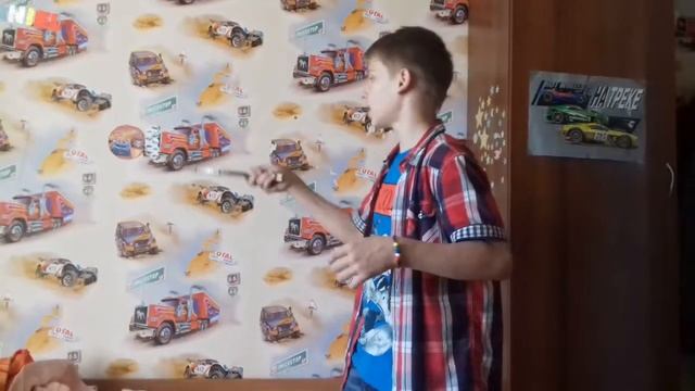 Ставлю рекорд по набиванию тенисного шарика смотреть онлайн