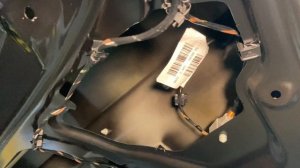 Установка камеры заднего вида  на Лада Гранта