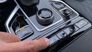 Сравнил Hongqi HS5 New и HS5 Classic: переплатить или сэкономить? ?