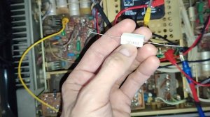 Проверка конденсаторов без выпаивания Мастеркит NM8032 ?