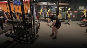 Пуловер в кроссовере, техника выполнения упражнения.