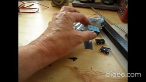 Автоматическая дверка в курятник. дешево, дубово, свои