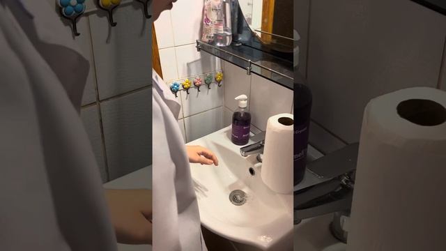 мытье рук+перчатки смотреть онлайн