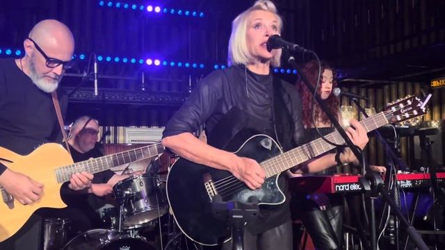 Алёна Свиридова «Психолог», клуб Douglas, СПб, 20.03.2025 смотреть онлайн