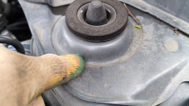 Kia Rio - не могу победить стук и скрип в передней подвеск?