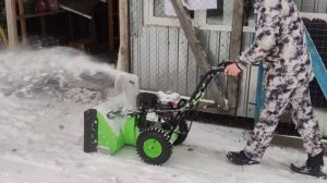 Бензиновый снегоуборщик REDVERG RD-SB56/7W