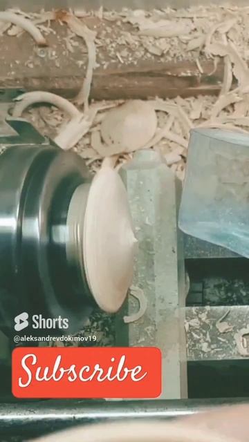 Подсвечник из дерева на токарном станке. #токарка #woodtur смотреть онлайн