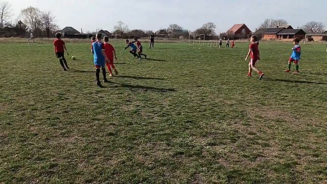 фк-ЮГ открытие сезона тренировок 25г смотреть онлайн