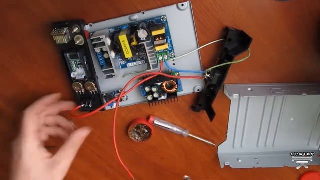 Найпростіший Лабораторний Блок Живлення з Китайський модулів Своїми Руками смотреть онлайн