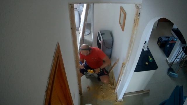 Демонтаж Старых Дверей и Установка Новых смотреть онлайн