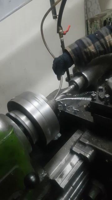 длиная стружка К62 #втокарке смотреть онлайн