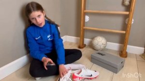 РАСПАКОВКА ФУТБОЛЬНЫХ БУТСОВ  NIKE С ЖЕЛЕЗНЫМИ ШИПАМИ! П