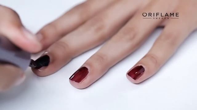 Cупер стойкий лак для ногтей The ONE LongWear