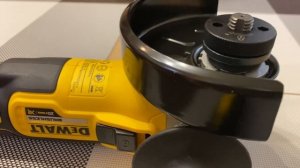 Обзор болгарки DEWALT DCG 405