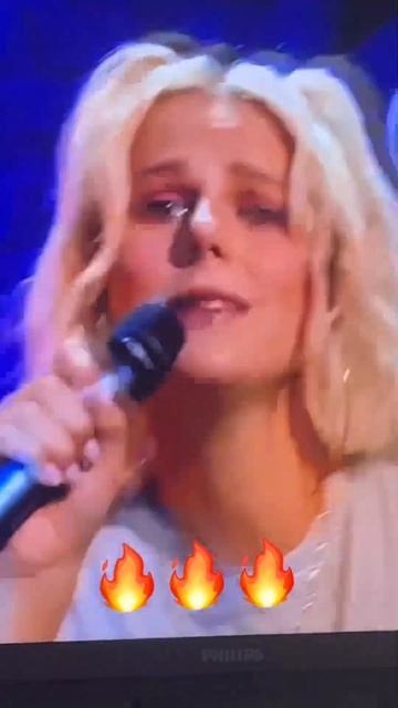 Девушка зажгла 😂😂🤣 Посмотри! Это топ 💣  #music #shots #девушка #pushnova