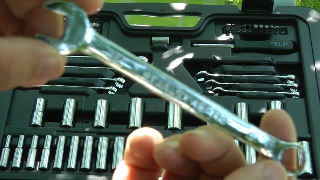 Набор ключей Stanley. Красивый. смотреть онлайн