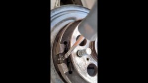 Как быстро развести колодки ручника на Лифан Х70