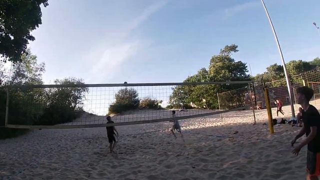Пляжный волейбол 2024(хайлайц) смотреть онлайн