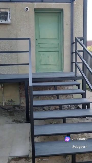 крыльцо из профтрубы и ДПК смотреть онлайн