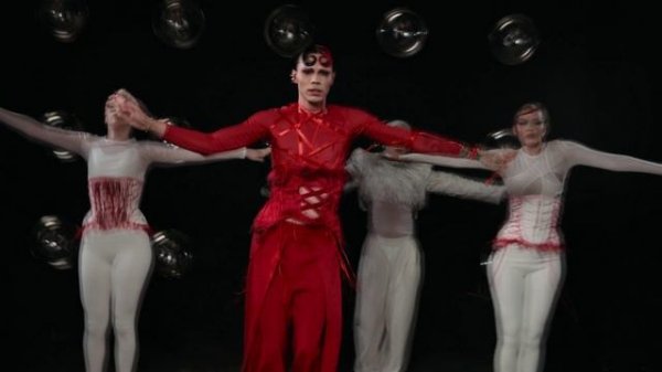 Lady Gaga Abracadabra cover