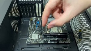 Установка стоек материнской платы в корпус