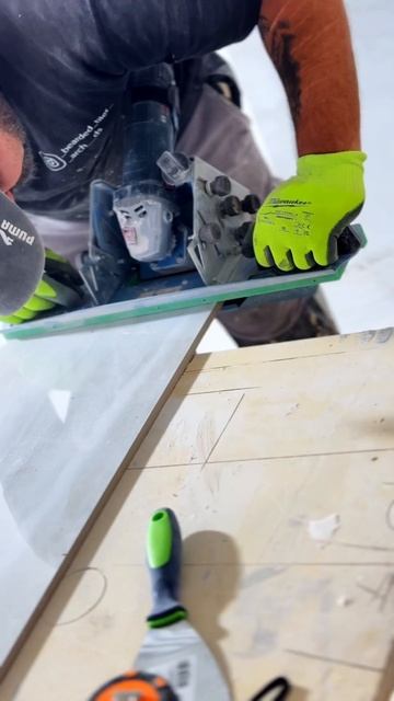 Заусовщик sigma #крупноформатныйкерамогранит #interiordesign #h смотреть онлайн