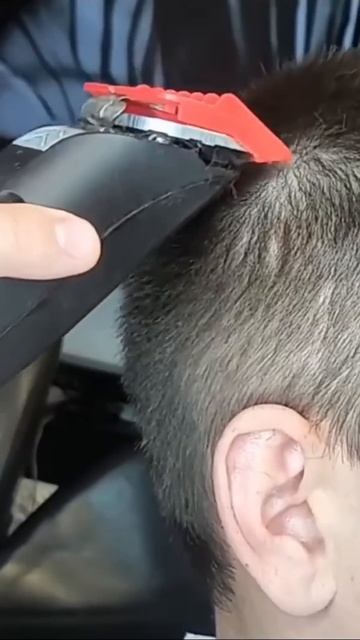 Машинка для стрижки с насадками** – незаменимый инстр? смотреть онлайн