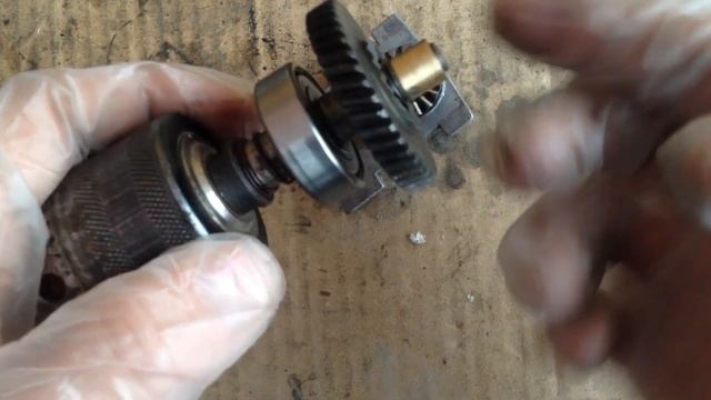 Дрель ИНТЕРСКОЛ, люфт патрона смотреть онлайн