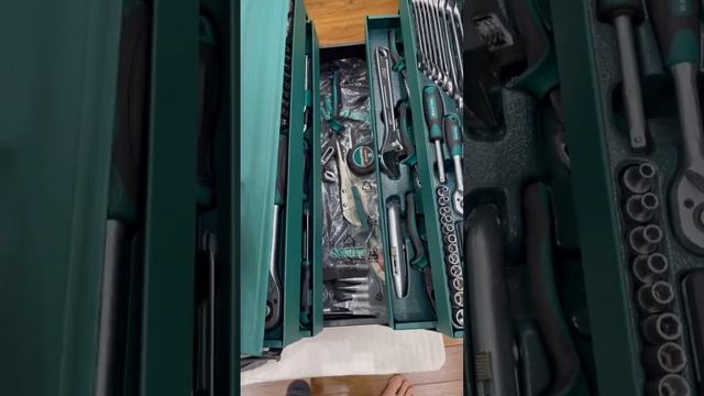 Обзор набора инструментов Kraftool GRAND 152 смотреть онлайн