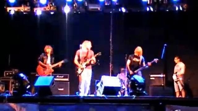 Tracy - Black Suite  (живая версия с рок-концерта - любительская сьемка)