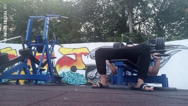 Жим в тренажере MB Barbell 7.64: 173kg✅ смотреть онлайн