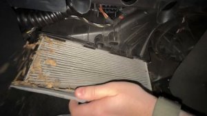 Замена салонного фильтра Skoda Yeti