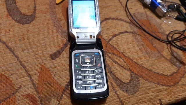 Nokia 6290 тоже громкая мобилка))) смотреть онлайн
