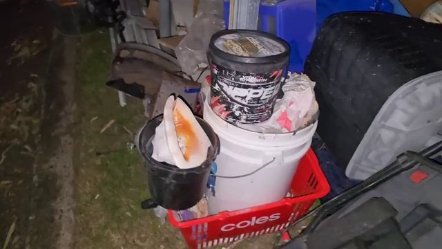 ЁмоЁ !!! Нашла ЭТО на свалке и забрала ! Не мусорка ,а ретро магазин ! Брендовые вещи и серебро смотреть онлайн