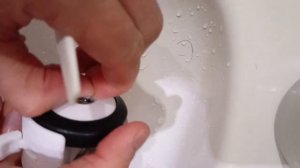 Очистка колёсиков детского стульчика для кормления. Р