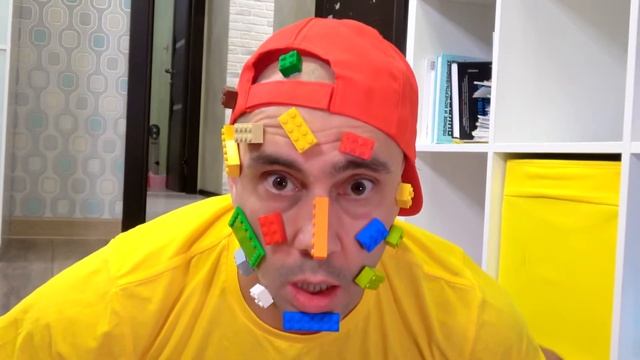 Вероника и папа играют с лего смотреть онлайн