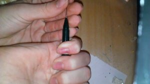 Как поменять стержень в автоматическом карандаше.