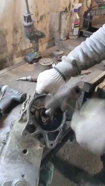 Профессиональный ремонт двигателя #ремонт #топ смотреть онлайн