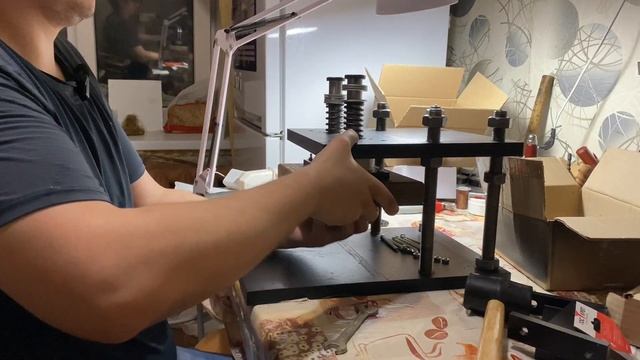 Пресс Для Вырубания Кожи Своими Руками, В Домашних Усл смотреть онлайн