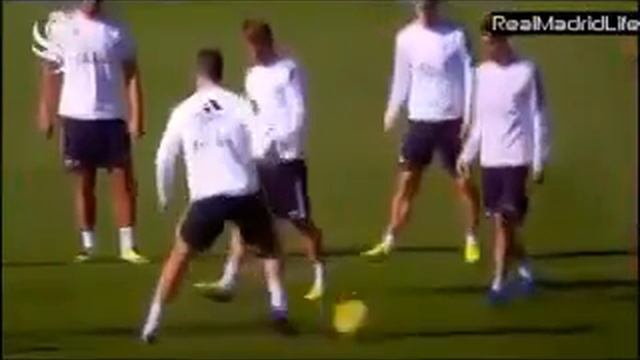 Кто лучший играет РОНАЛДУ или Бейл смотреть онлайн
