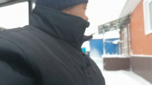ЖИЗНЬ В ДЕРЕВНЕ/ Очередной косяк. То рубашка короткая, смотреть онлайн