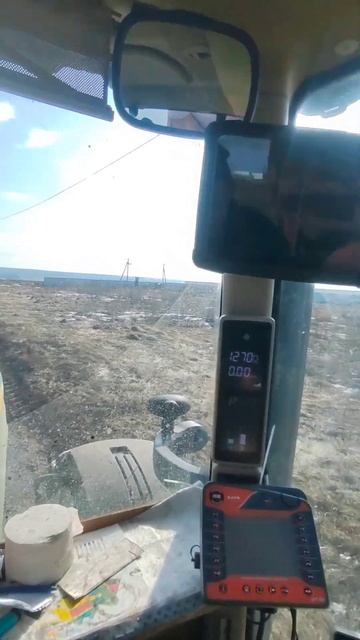 Работаем вывоз навоза Джон Дир 8335r #навоз #трактор #кул? смотреть онлайн