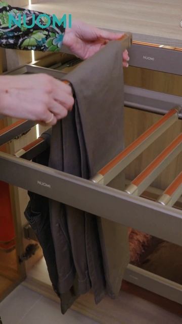 Висувна полиця для штанів NUOMI #дизайнінтерєр #інтерєр # смотреть онлайн