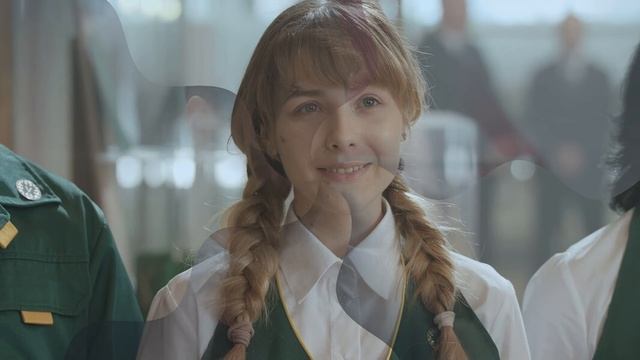 За витриной 1,2,3,4,5,6,7,8,9,10,11,12,13,14,15,16 серия / Мелодрама 2021 смотреть онлайн